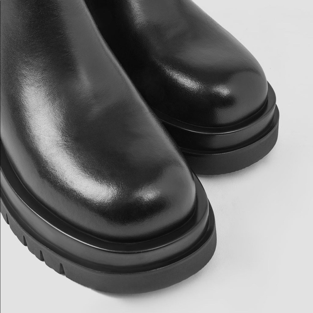 lattelier ankle Chelsea boots